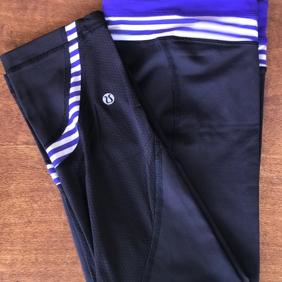 Lululemon Run Inspire Crop II - Picture 1 of 5